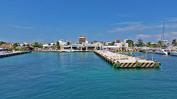 Isla Mujeres vacation rentals, arrival at ferry dock