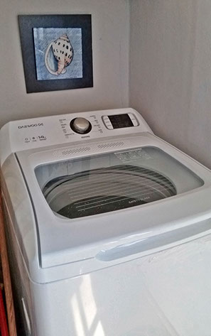 Isla Mujeres vacation rentals,  sailfish condo #402 washing machine